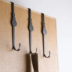 Creative cat-shaped black metal door hooks for hanging bags and various accessories
