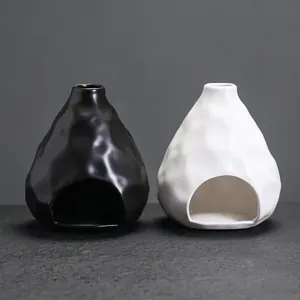 Pareja de quemadores de salvia de cerámica blanco y negro con textura de superficie martillada