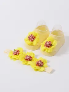 Conjunto de calcetines y diadema amarillos con flores de malla para bebés recién nacidos