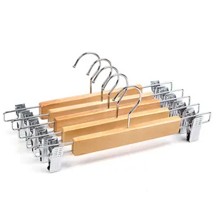 Set aus 5 Hosenbügeln aus Naturholz mit verstellbaren Metallklammern für Röcke und Hosen