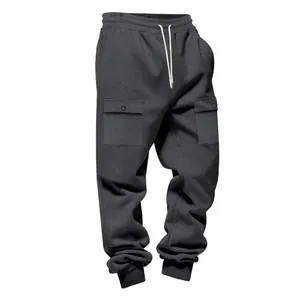 Pantaloni cargo pesanti grigio scuro con coulisse bianche e tasche laterali