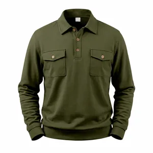 Vista frontal de la sudadera polo pesada para hombre verde militar con dos bolsillos
