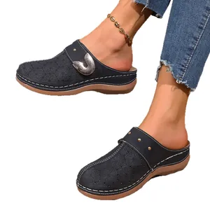 Stylish French vintage chunky platform clogs with laser-cut flower patterns for women