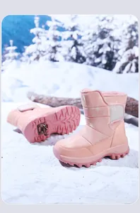 Rosa wasserdichte Kinder-Schneestiefel mit rutschfester Sohle und Metall-Eiskrallen