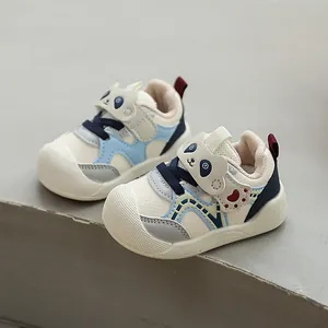Cute cartoon panda design soft sole baby toddler walking shoes for boys and girls