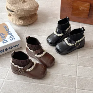 Vintage girls elastic sock boots featuring lace trim and plush lining for winter