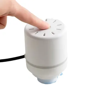Pompe à vide électrique blanche pour sacs de rangement avec bouton de démarrage