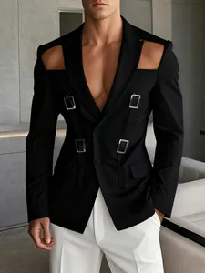 Blazer nero slim da uomo con ritagli sulle spalle e fibbie metalliche decorative