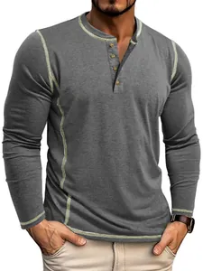 Henley gris pour hommes à manches longues avec coutures contrastées et quatre boutons