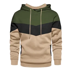 Casual men's color-block hooded sweatshirt with drawstring and side pockets.