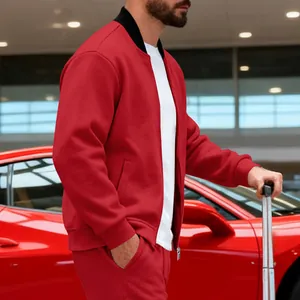 Chaqueta bomber roja para hombre con cuello alto para deporte y viajes con estilo