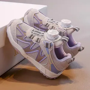 Scarpe sportive traspiranti per bambini con chiusura a fibbia rotante in viola e grigio