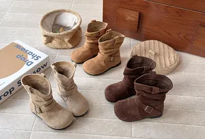 Bottes plissées en daim pour filles en tons terreux avec détail de boucle latérale
