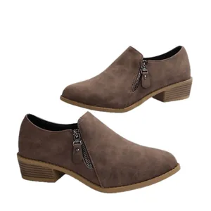 Botas Chelsea vintage marrones para mujer con cremallera lateral y tacón cuadrado