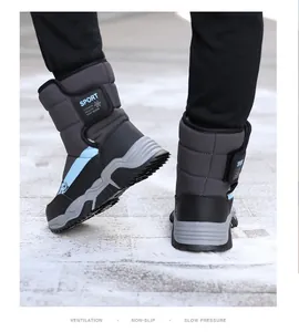 Botas de nieve impermeables para niños usadas en suelo nevado para calor invernal