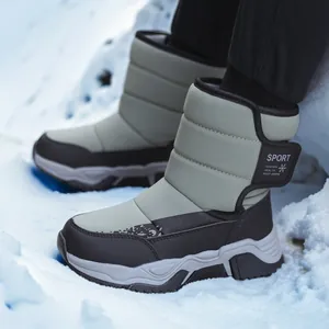 Botas de nieve cálidas para niños con parte superior acolchata resistente al agua y suela