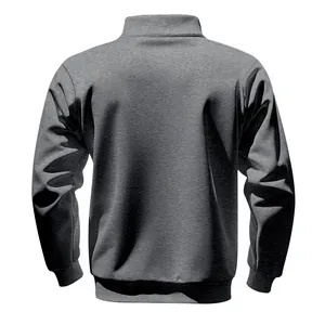 Vue arrière d'un sweat-shirt gris oversize pour homme doté d'un col montant zippé