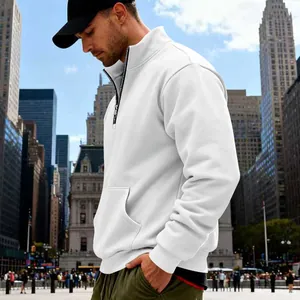 Sudadera blanca de hombre con media cremallera y gran bolsillo canguro, estilo de invierno.