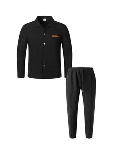 Schwarzes zweiteiliges strukturiertes Freizeitset für Herren mit Jacke und Jogginghose