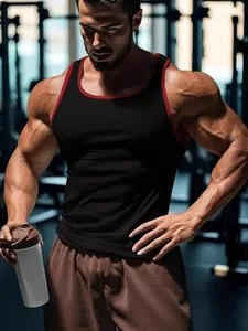 Débardeur de fitness côtelé pour homme noir avec bordure rouge pour la musculation
