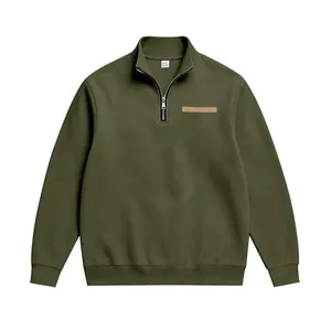 Vue détaillée d'un sweat-shirt lourd pour homme vert olive avec demi-fermeture éclair