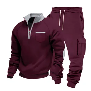 Conjunto de chándal burdeos para hombre con sudadera de media cremallera y cargo