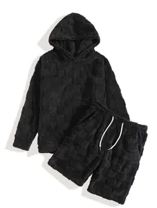 Schwarzes Herren-Freizeitset aus kariertem Fleece mit Kapuzenpullover und kurzen Hosen