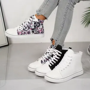 Dames Hoge Canvas Schoenen Koreaanse Stijl Casual Sneakers Wit Zwart Schedel Print Veterschoenen