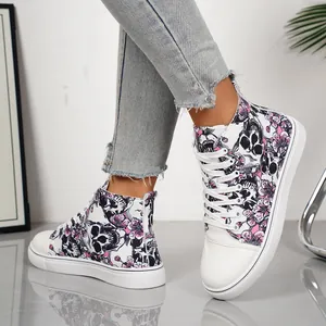 Hoge canvas sneakers voor dames met schedel- en bloemenprint