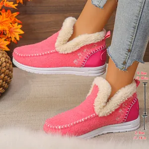 Bottes de neige roses doublées de polaire pour femmes avec un design slip-on pour l'hiver