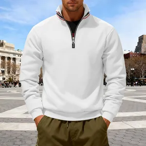 Premium witte zware herensweatshirt met halve rits en gestreepte opstaande kraag detail