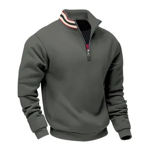 Gedetailleerd zijaanzicht van donkergrijze heren fleece sport sweatshirt met halve rits