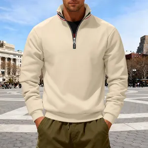 Zware beige herensweatshirt met halve rits en fleecevoering voor buiten warmte.