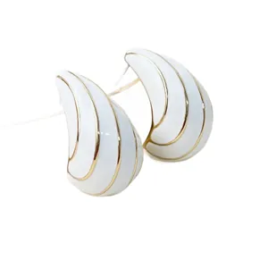 Elegante weiße Emaille-Ohrringe in Tropfenform mit Goldlinien für Damen-Modeschmuck