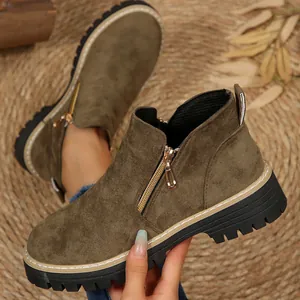 Bottines à plateforme vert olive pour femme avec fermeture éclair latérale et semelle crantée