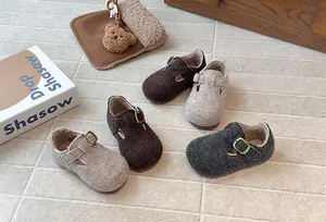 Gemütliche Retro-Filz-Clogs für Kinder mit warmem Fleecefutter in verschiedenen Farben