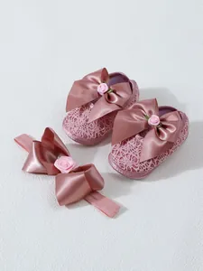 Pink lace baby shoes and headband set with silk bows for infant girls