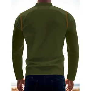 Vue arrière d'un t-shirt Henley à manches longues vert olive pour homme avec coutures