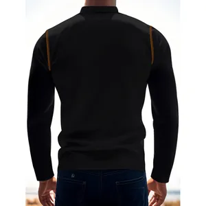 Vue arrière d'un t-shirt Henley homme noir à manches longues et coutures orange