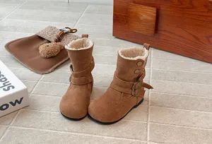 Detailed view of vintage Maillard brown plush-lined foldable boots for girls