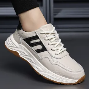 Baskets premium pour hommes en cuir de vachette blanc avec semelle antidérapante