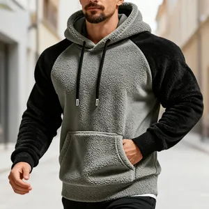 Gemütlicher Herren-Kapuzenpullover aus Polarfleece mit Raglanärmeln und Tasche