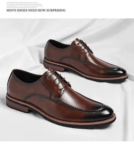 Primer plano de zapatos Derby de cuero marrón con puntera bruñida a mano y cordones