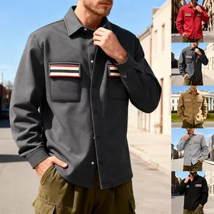 Détail de la veste de travail rétro pour hommes avec poches rayées en six coloris