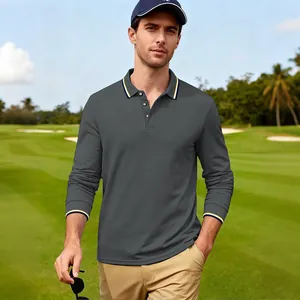 Vue détaillée d'un polo de golf gris anthracite à manches longues avec col rayé