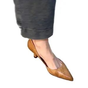 Zapatos vintage de tacón bajo para mujer con punta afilada y estilo francés en color marrón