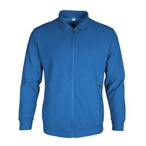 Vue de face d'une veste bleue zippée avec col à revers et poches zippées