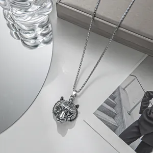 Retro hip hop stainless steel tiger head pendant necklace in a vintage antique silver finish