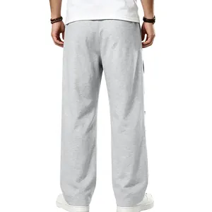 Vue arrière détaillée d'un pantalon de jogging ample gris épais pour homme décontracté