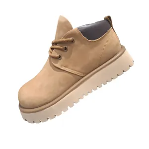 Stivali da lavoro in pelle da uomo in stile retrò con suola spessa in colore beige